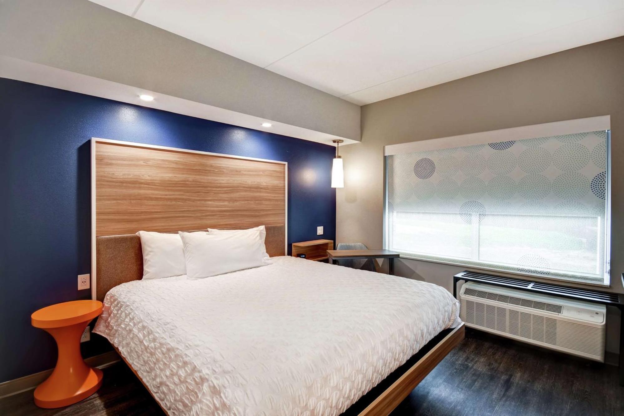 Hotel Tru By Hilton Raleigh Durham Airport 3*